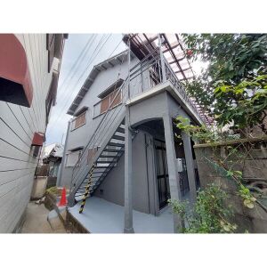 クレスト下新庄駅前