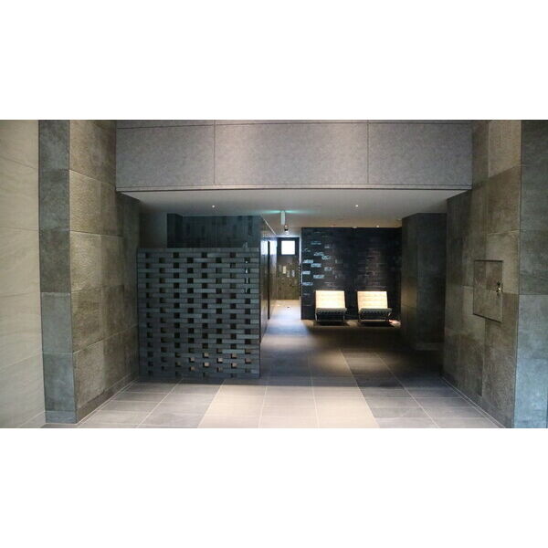 ファーストフィオーレ難波南パークサイドの外観3枚目