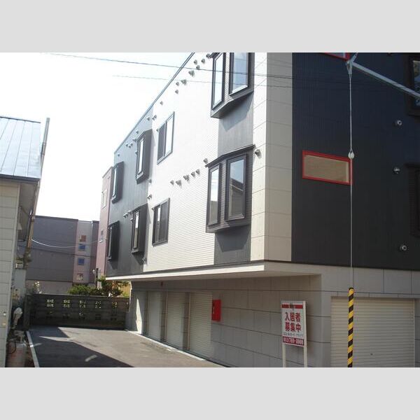 リアプロマンション外観