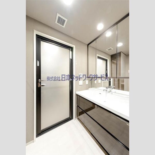 ワコーレ神戸本山中町の室内写真4枚目