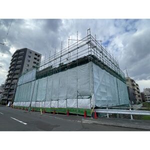 アルファスクエア宮の森3条