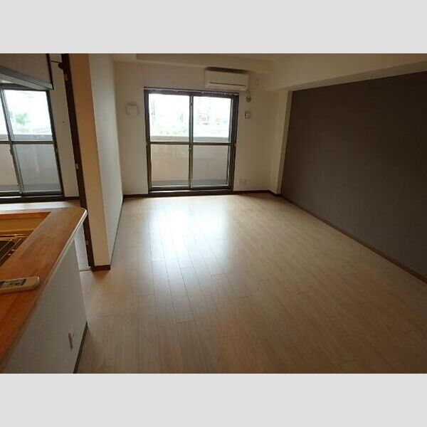 サンルミエールの室内写真2枚目