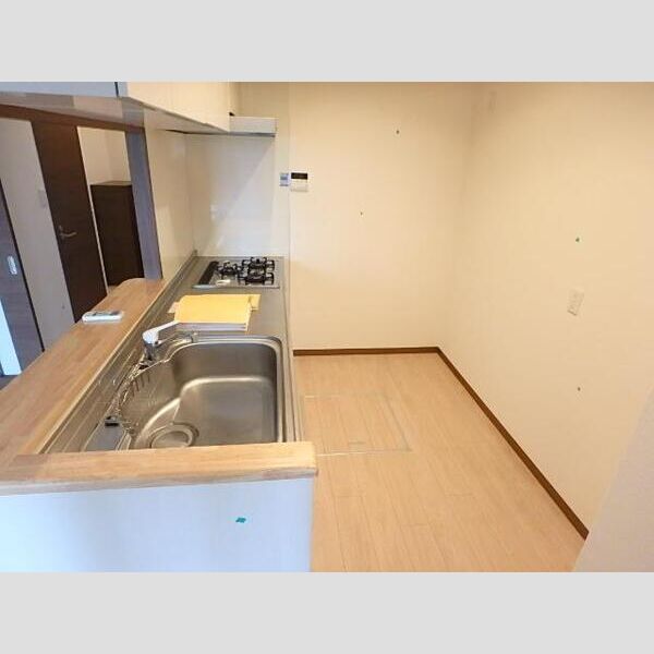 サンルミエールの室内写真4枚目