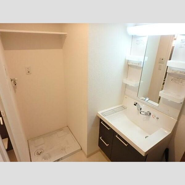 サンルミエールの室内写真8枚目