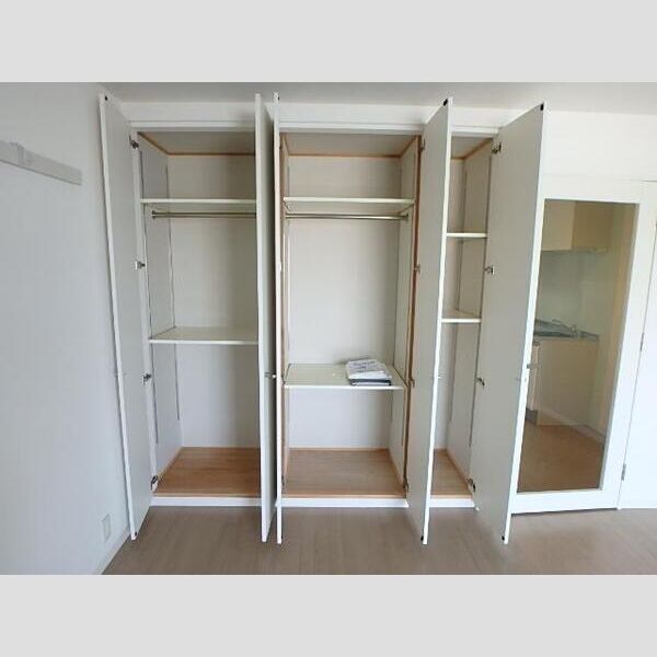 グリーンヒルIIIの室内写真8枚目