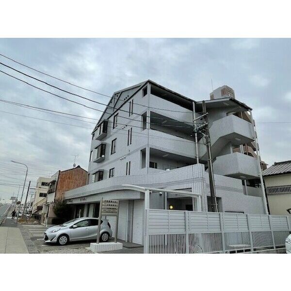 リアプロマンション外観