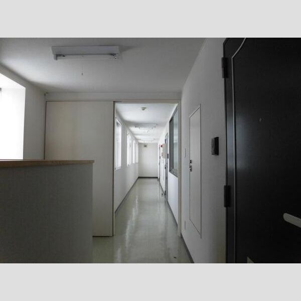 敷地内/建物