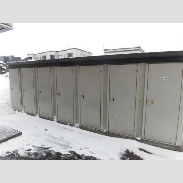 敷地内/建物