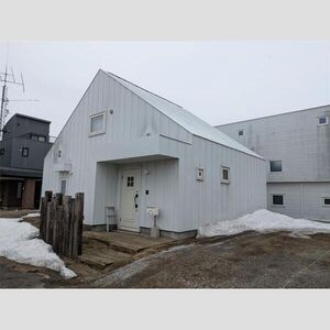 広葉町1丁目1-4貸家