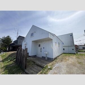 広葉町1丁目1-4貸家