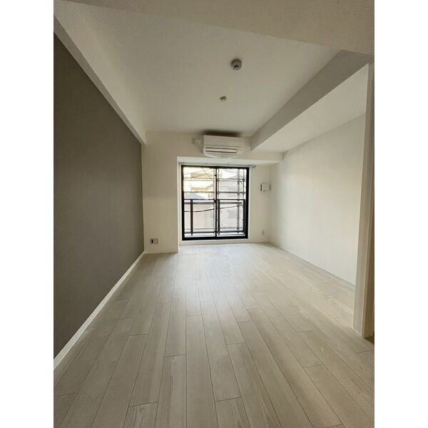 LW京都桜邸の室内写真2枚目