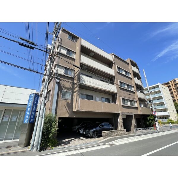 アンフィニXの外観2枚目