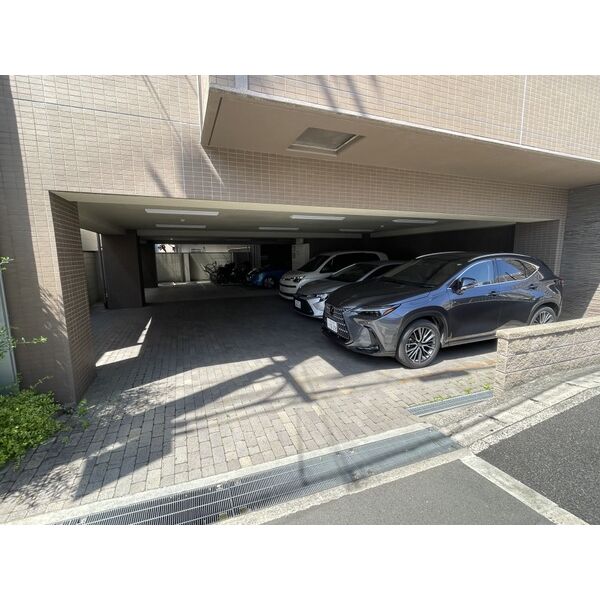 アンフィニXの外観6枚目