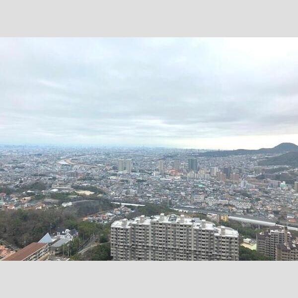 ラ・ビスタ宝塚レフィナス1番館の外観3枚目