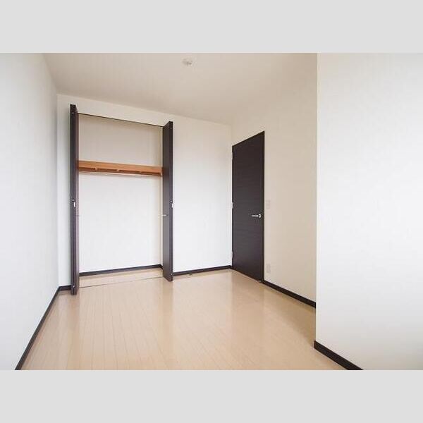 プレミスト日根野駅前ザ・フォルテージの室内写真10枚目