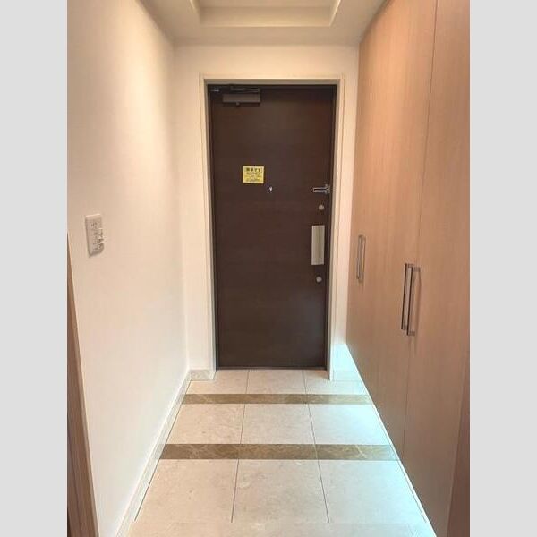 ジオ千里桃山台5番館棟の室内写真3枚目