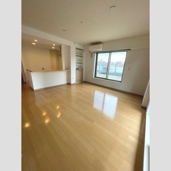 ジオ千里桃山台5番館棟の室内写真4枚目