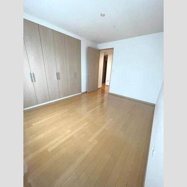 ジオ千里桃山台5番館棟の室内写真6枚目