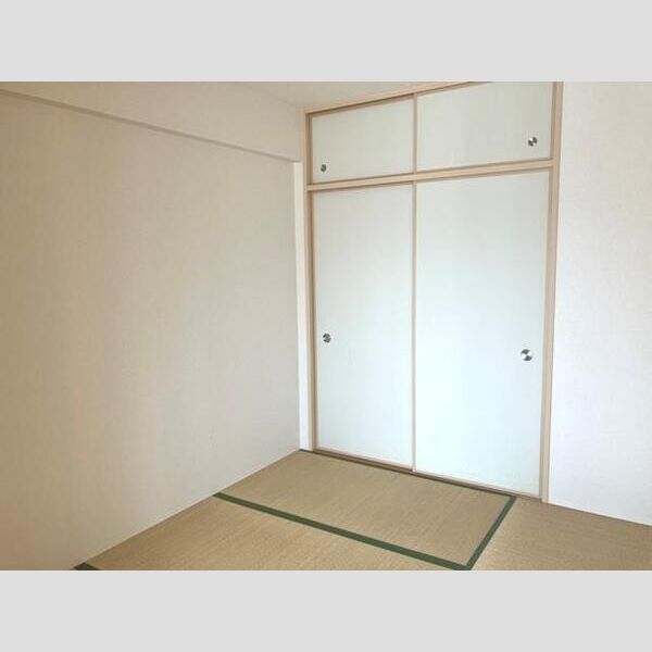 シャリエ茨木の室内写真1枚目