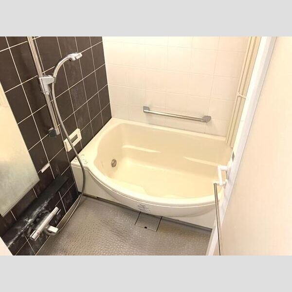 ジオ新町の室内写真8枚目