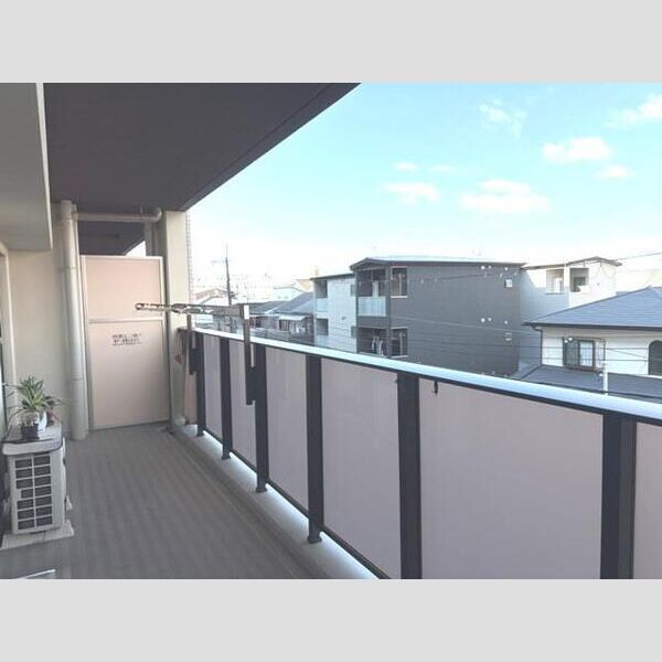 レ・ジェイド高槻南松原The Frontの室内写真7枚目