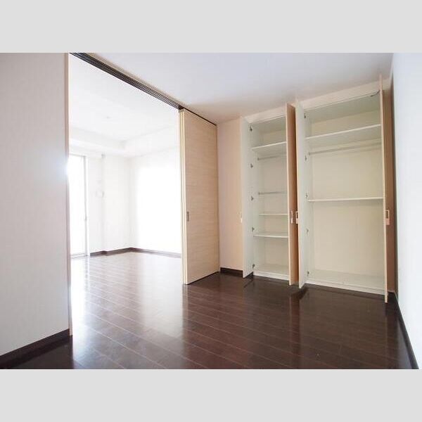 ローレルスクエア豊中アウレリアの室内写真2枚目