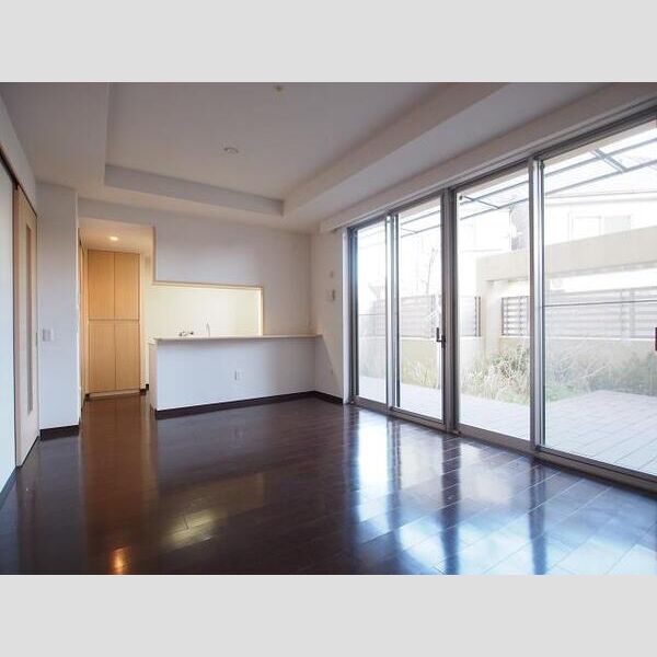 ローレルスクエア豊中アウレリアの室内写真4枚目