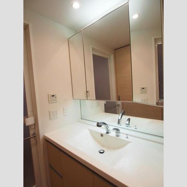 ローレルスクエア豊中アウレリアの室内写真9枚目