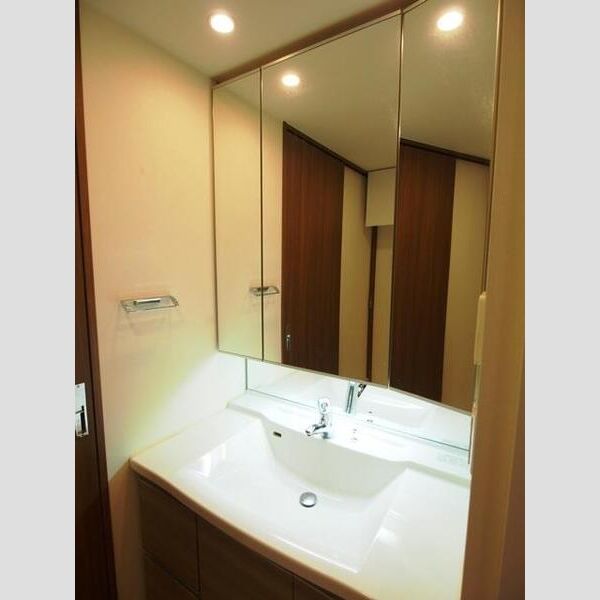 ザ・パークハウス尼崎潮江の室内写真9枚目