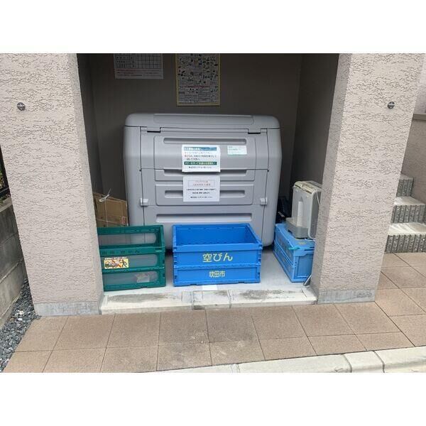 プルメリア江坂の外観4枚目