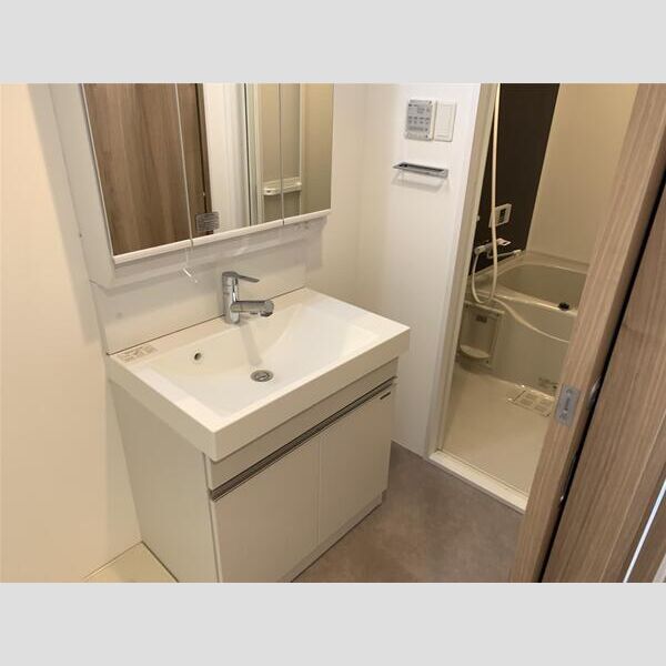 リーガランド塚口の室内写真8枚目