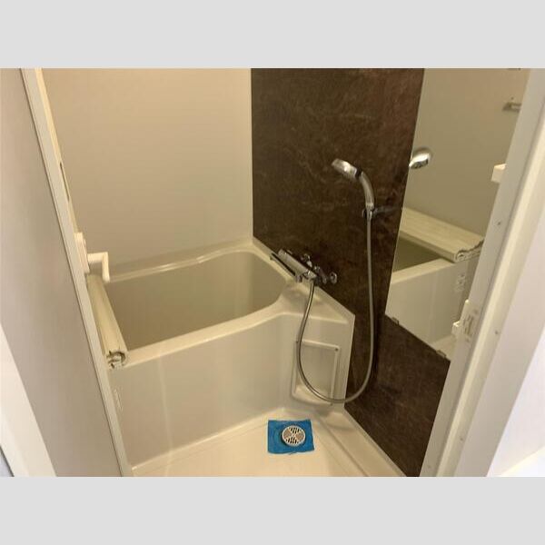 セイル淀屋橋の室内写真5枚目