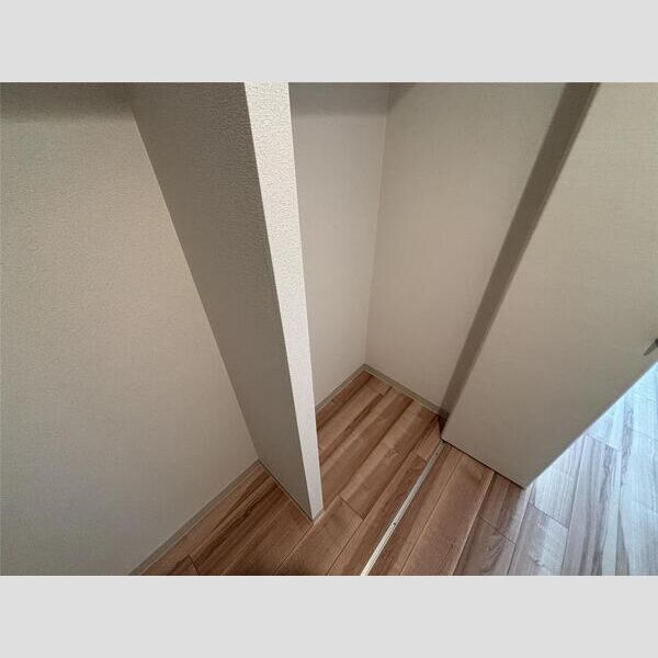 セイル淀屋橋の室内写真16枚目