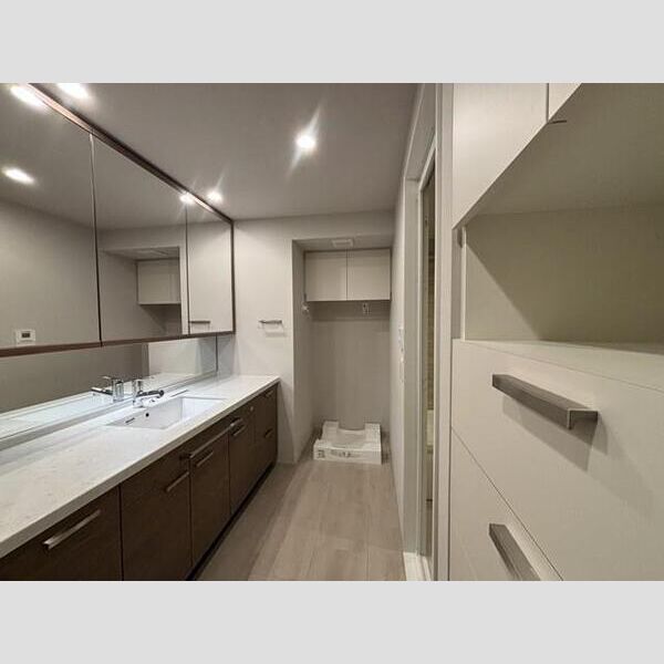 グランドメゾン大阪上本町の室内写真9枚目