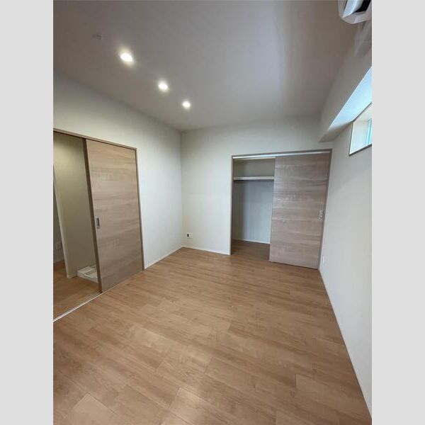 エメルミナ豊中岡町の室内写真2枚目