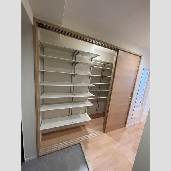 エメルミナ豊中岡町の室内写真6枚目