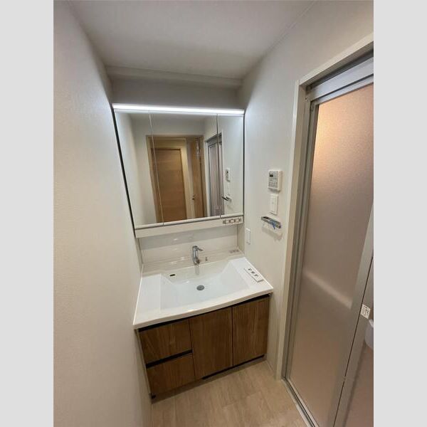 エメルミナ豊中岡町の室内写真9枚目