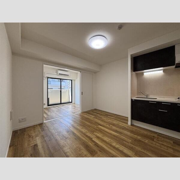 オルフェア都島の室内写真1枚目