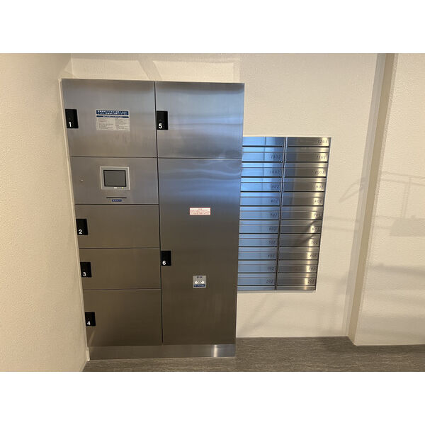 アバンティうめきたの外観6枚目