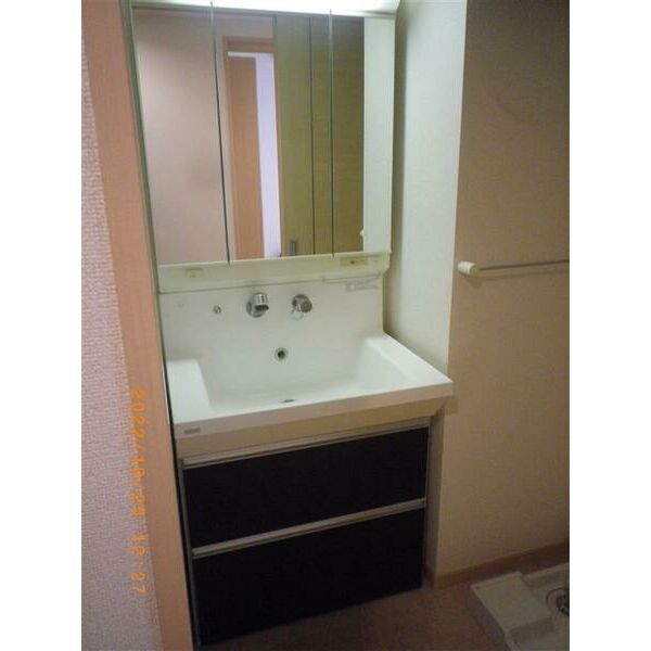 西舞子壱番館の外観2枚目