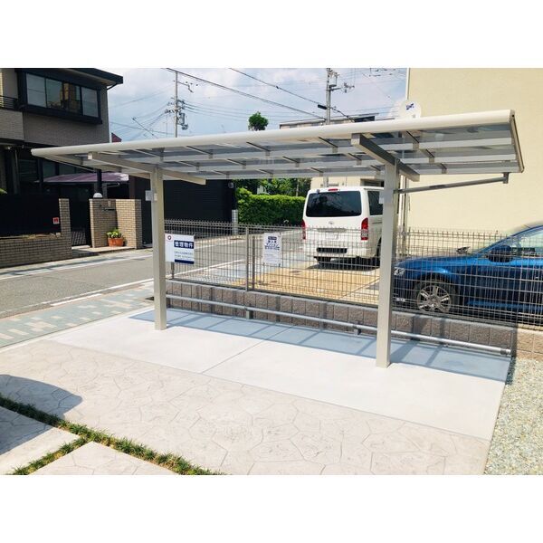 シャルマン本山の外観2枚目