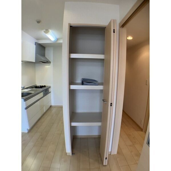 西舞子壱番館の室内写真6枚目