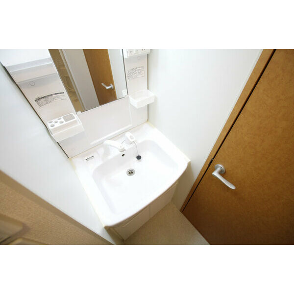 レオパレスステイシャイニィ岡の室内写真5枚目