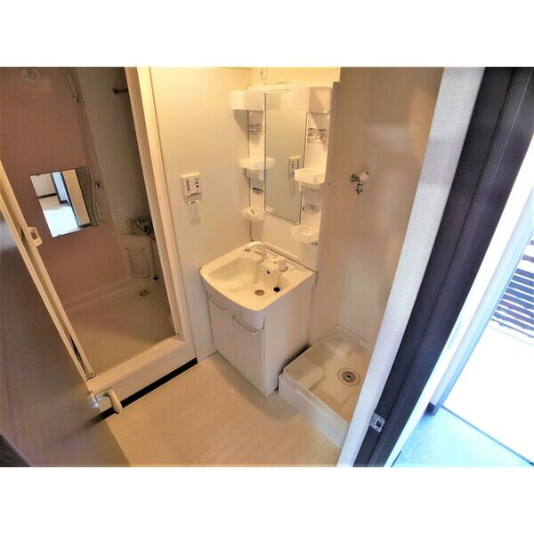 レオネクストエストIIの室内写真6枚目