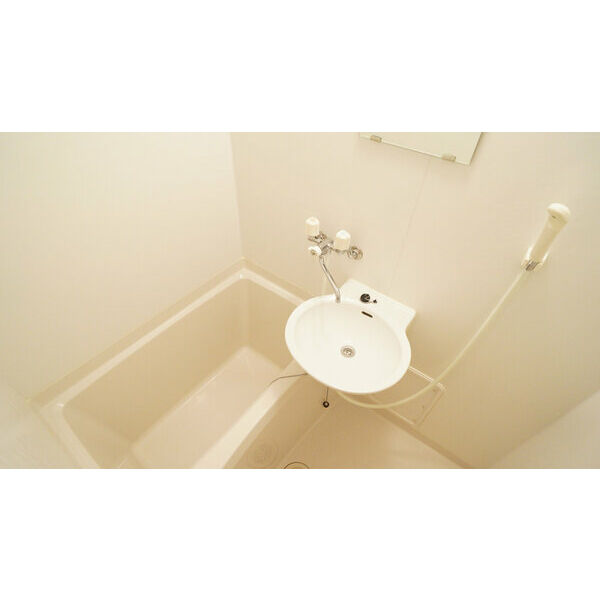 レオパレスやちよの室内写真4枚目