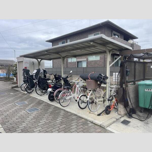 レオネクストソシア野遠の室内写真19枚目