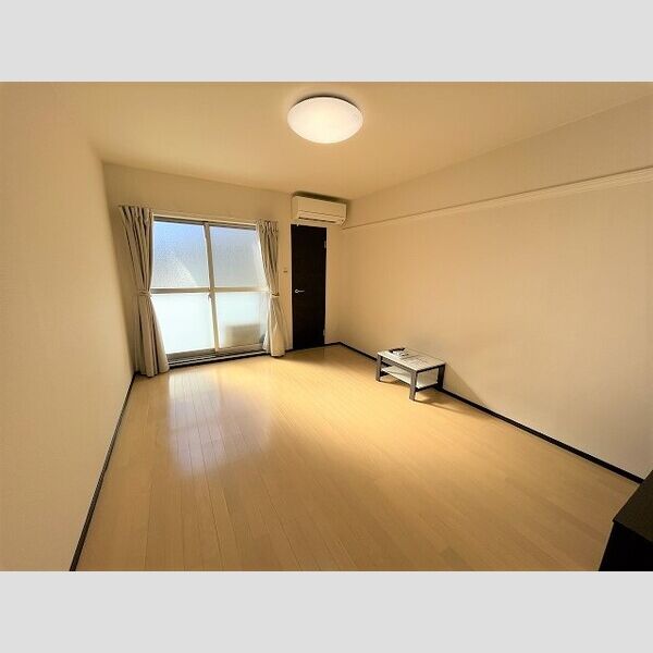 クレイノ式内の室内写真8枚目