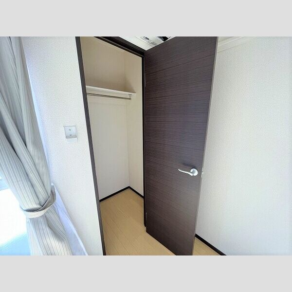 クレイノ式内の室内写真10枚目