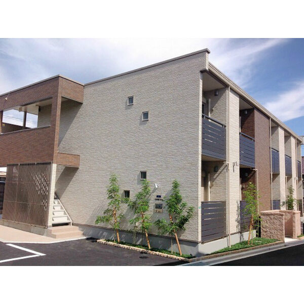 クレイノ上野西暁美