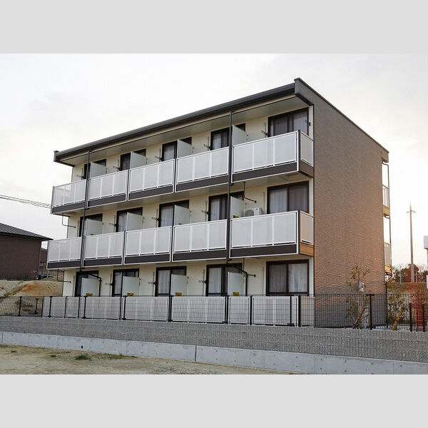 レオパレスI S 北千里